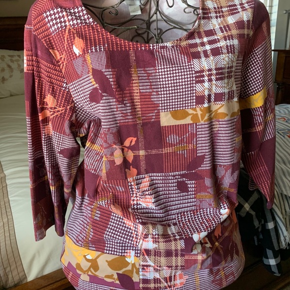 Christopher & Banks Tops - 3/4 sleeved top